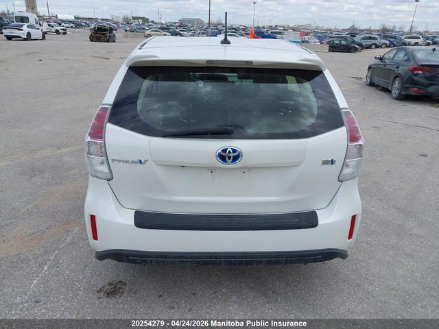 20254279 :رقم المزاد ، JTDZN3EU2FJ028701 vin ، 2015 Toyota Prius V مزاد بيع