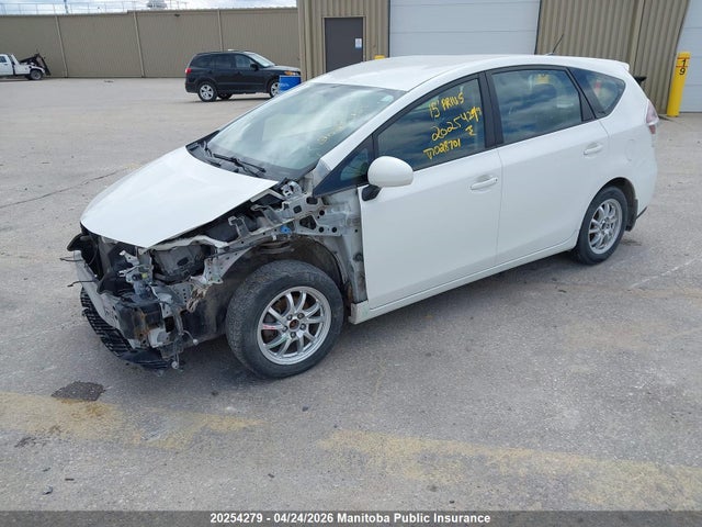 20254279 :رقم المزاد ، JTDZN3EU2FJ028701 vin ، 2015 Toyota Prius V مزاد بيع