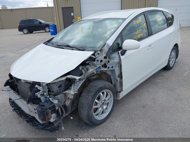 20254279 :رقم المزاد ، JTDZN3EU2FJ028701 vin ، 2015 Toyota Prius V مزاد بيع