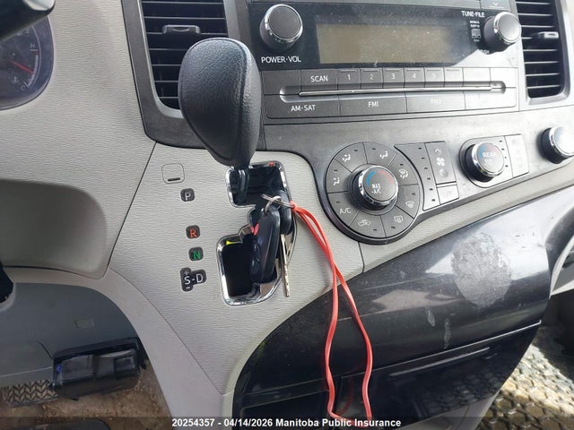 2012 Toyota Sienna V6 მანქანა იყიდება აუქციონზე, vin: 5TDZK3DC0CS193260, აუქციონის ნომერი: 20254357