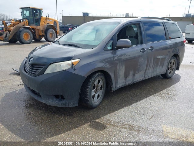 2012 Toyota Sienna V6 მანქანა იყიდება აუქციონზე, vin: 5TDZK3DC0CS193260, აუქციონის ნომერი: 20254357