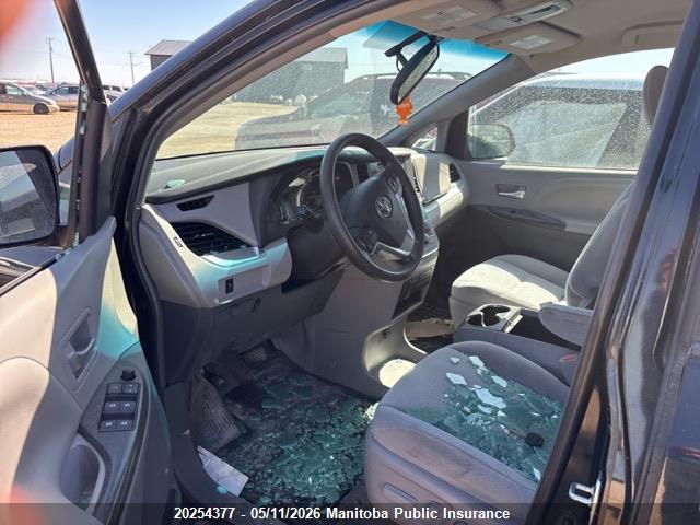 20254377 :رقم المزاد ، 5TDJK3DC8FS103726 vin ، 2015 Toyota Sienna Le V6 Le V6 مزاد بيع