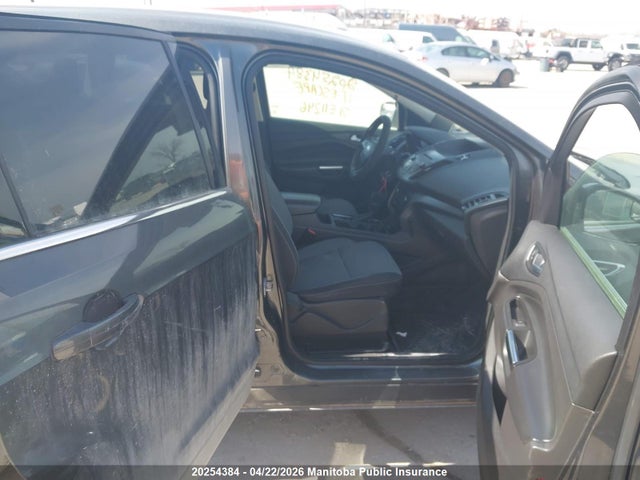 Продажа на аукционе авто 2017 Ford Escape Se, vin: 1FMCU9GD5HUE11246, номер лота: 20254384