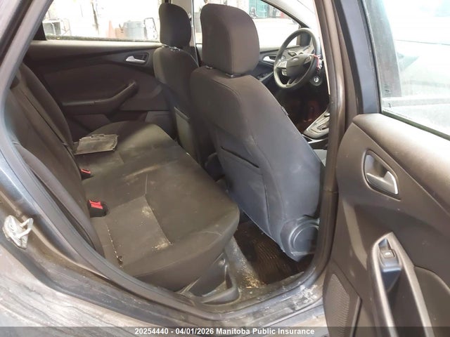 20254440 :رقم المزاد ، 1FADP3F27FL330691 vin ، 2015 Ford Focus Se مزاد بيع