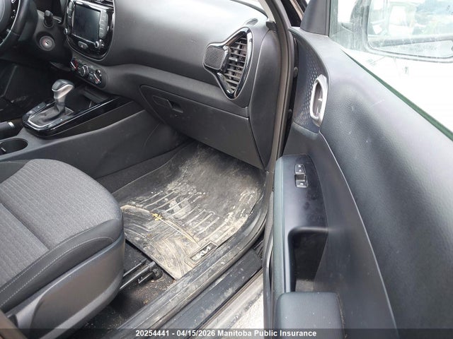 KNDJ33AU9P7862195 KIA SOUL EX