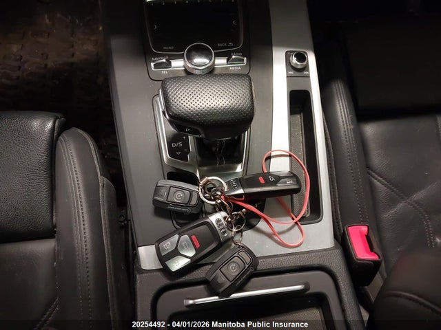 WA1FNAFY8J2227368 Audi Q5