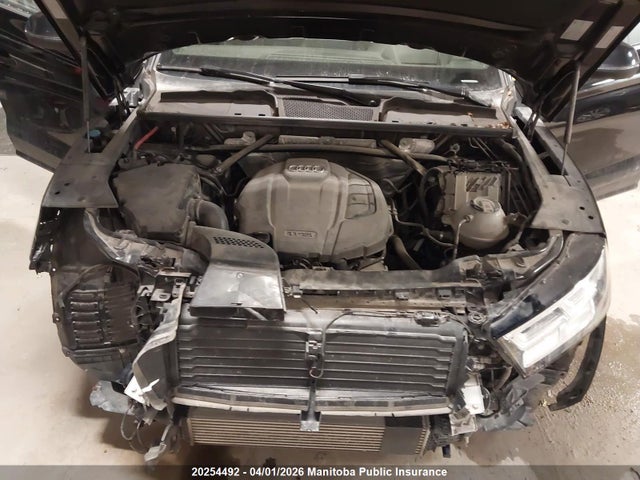 WA1FNAFY8J2227368 Audi Q5