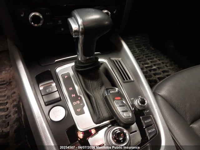 20254507 :رقم المزاد ، WA1VFCFP4FA128474 vin ، 2015 Audi Q5 مزاد بيع
