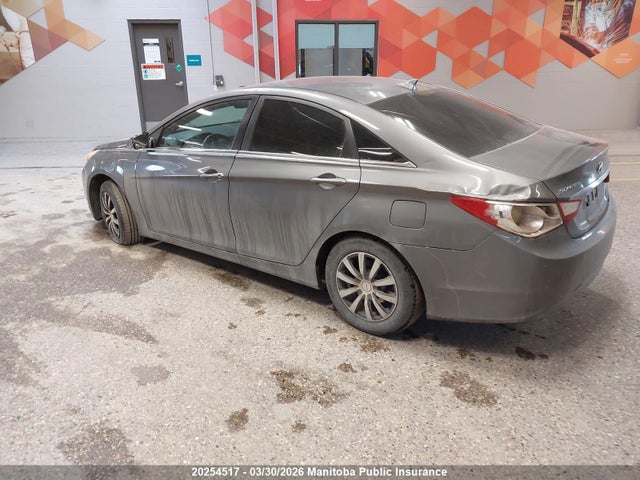 20254517 :رقم المزاد ، 5NPEB4AC0CH374163 vin ، 2012 Hyundai Sonata Gl مزاد بيع