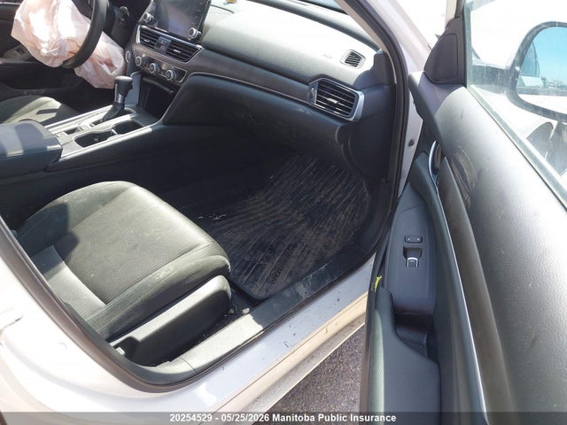 1HGCV1F18JA810817 Honda ACCORD LX