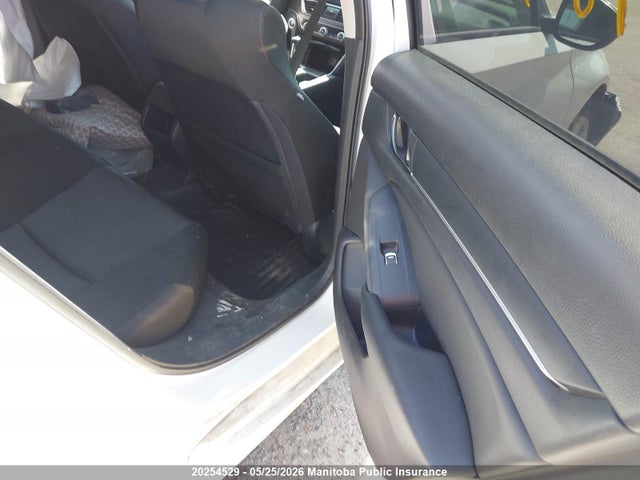 1HGCV1F18JA810817 Honda ACCORD LX