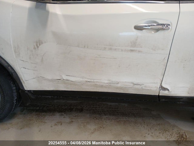 2014 Nissan Rogue Sv მანქანა იყიდება აუქციონზე, vin: 5N1AT2MM3EC844572, აუქციონის ნომერი: 20254555