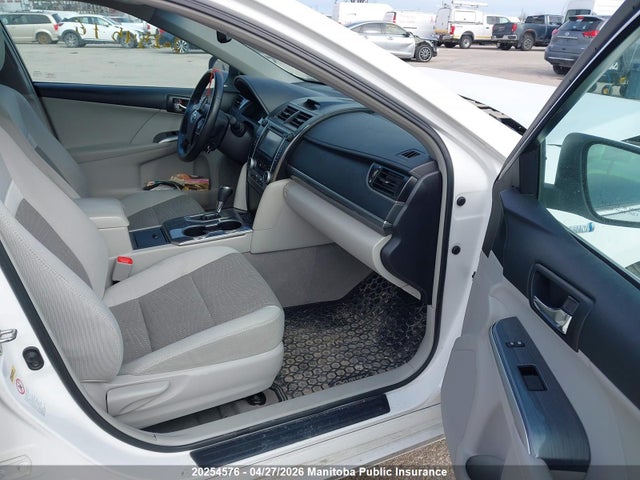 2013 Toyota Camry Xle Hybrid მანქანა იყიდება აუქციონზე, vin: 4T1BD1FK2DU067821, აუქციონის ნომერი: 20254576