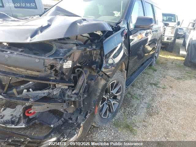 Chevrolet Suburban Z71 2023 1GNSKDKD0PR520495 Image 2