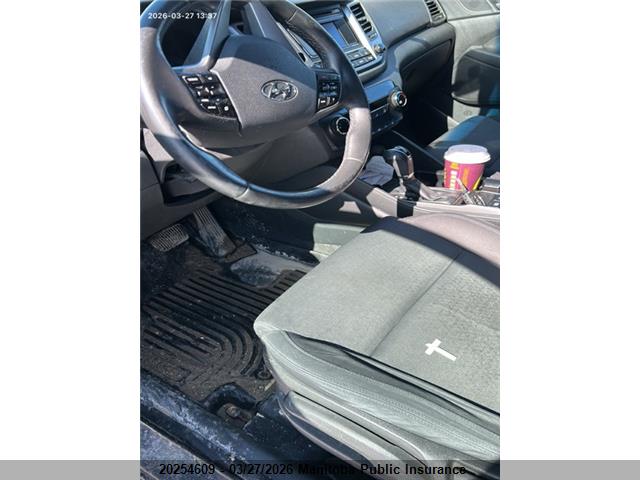 2017 Hyundai Tucson მანქანა იყიდება აუქციონზე, vin: KM8J3CA46HU283051, აუქციონის ნომერი: 20254609