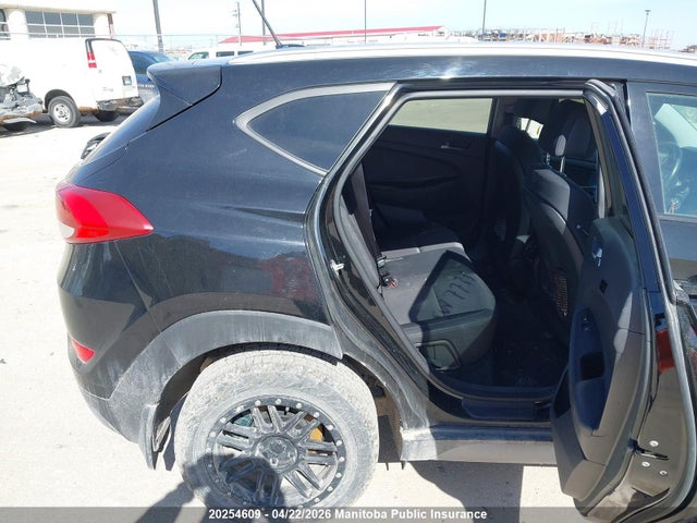 2017 Hyundai Tucson მანქანა იყიდება აუქციონზე, vin: KM8J3CA46HU283051, აუქციონის ნომერი: 20254609