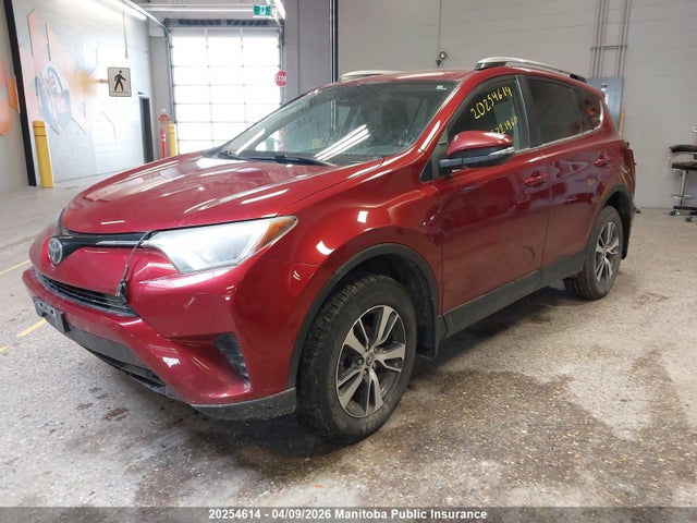2T3ZFREV4JW438516 Toyota RAV4 LE