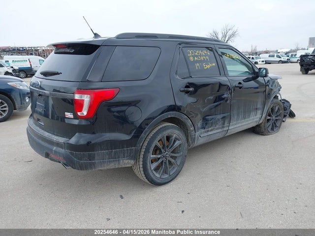 1FM5K8DH2KGA13899 Ford EXPLORER XLT