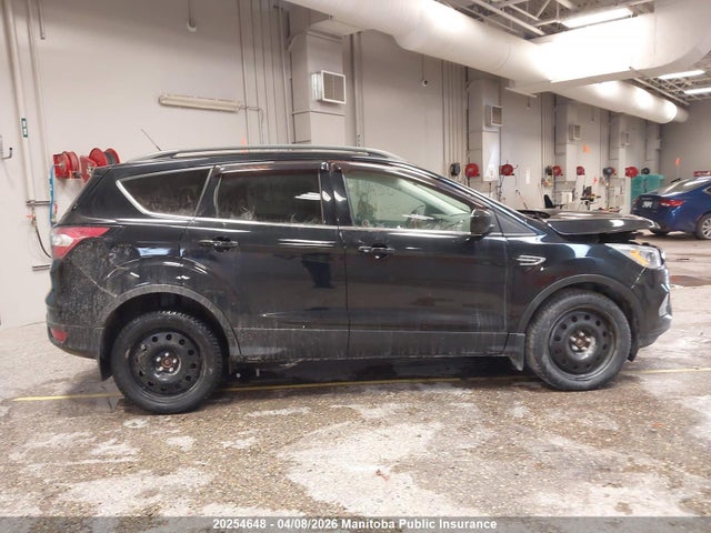 1FMCU9HD7JUC53108 Ford ESCAPE SEL