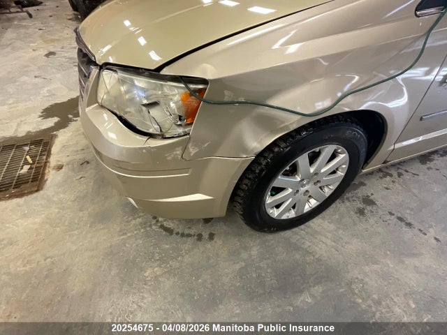 20254675 :رقم المزاد ، 2A4RR5DX4AR478585 vin ، 2010 Chrysler Town & Country Touring مزاد بيع