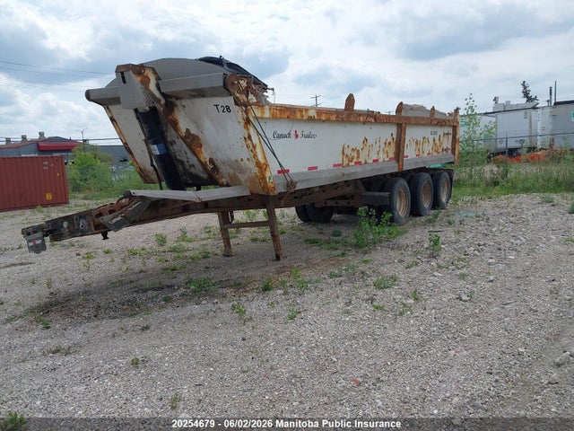 20254679 :رقم المزاد ، 2C9DS35359C181361 vin ، 2009 Semi-trailer Canuck مزاد بيع