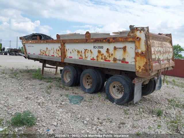 20254679 :رقم المزاد ، 2C9DS35359C181361 vin ، 2009 Semi-trailer Canuck مزاد بيع
