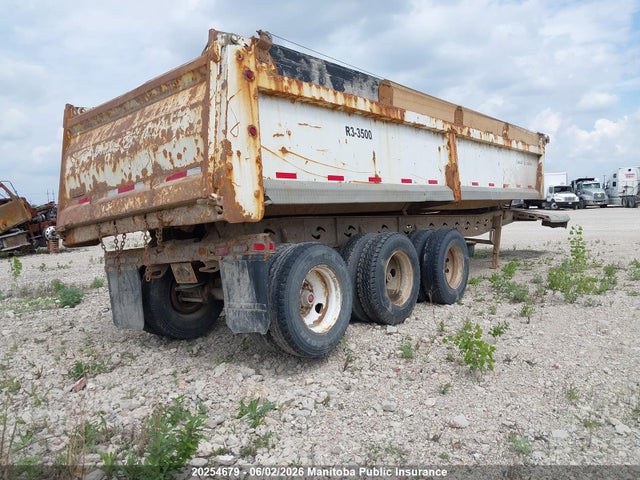 20254679 :رقم المزاد ، 2C9DS35359C181361 vin ، 2009 Semi-trailer Canuck مزاد بيع