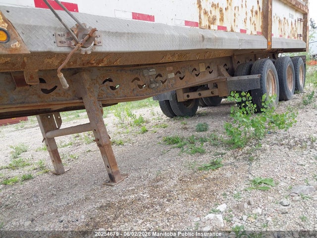 20254679 :رقم المزاد ، 2C9DS35359C181361 vin ، 2009 Semi-trailer Canuck مزاد بيع