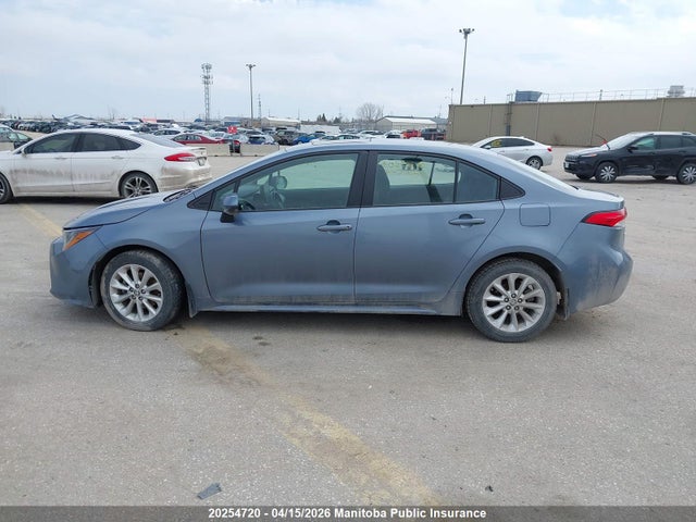 2022 Toyota Corolla Le მანქანა იყიდება აუქციონზე, vin: 5YFBPMBE1NP363604, აუქციონის ნომერი: 20254720