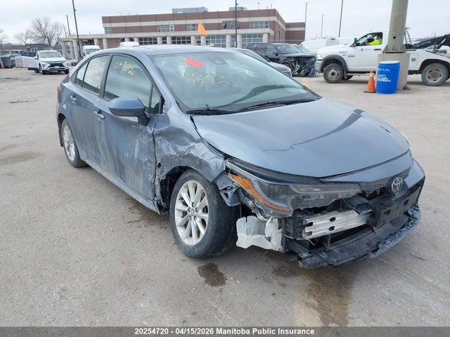 2022 Toyota Corolla Le მანქანა იყიდება აუქციონზე, vin: 5YFBPMBE1NP363604, აუქციონის ნომერი: 20254720