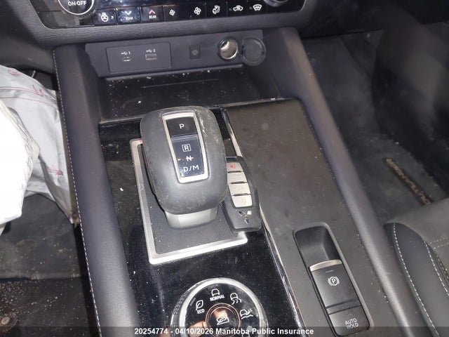 JA4J4VA87RZ621636 Mitsubishi Outlander Le