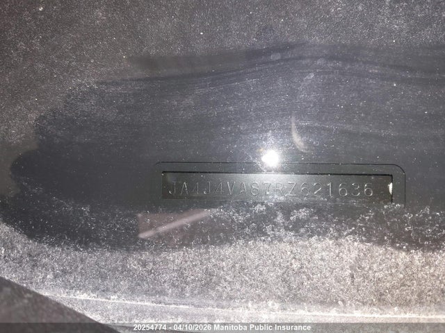 JA4J4VA87RZ621636 Mitsubishi Outlander Le