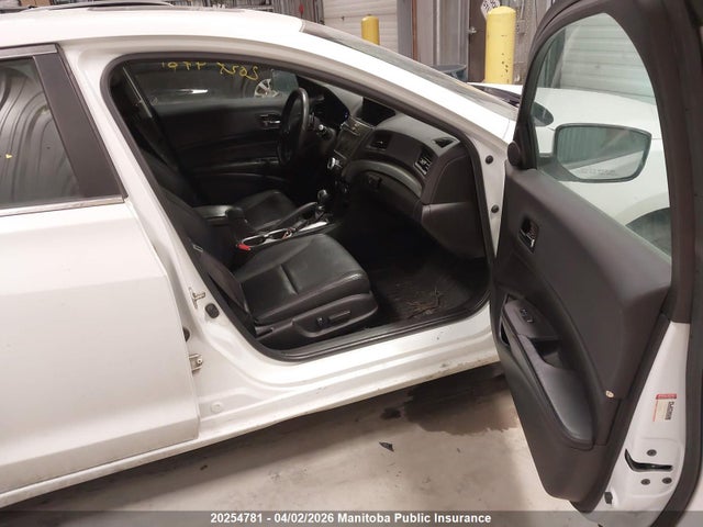 19UDE2F71GA801268 Acura ILX
