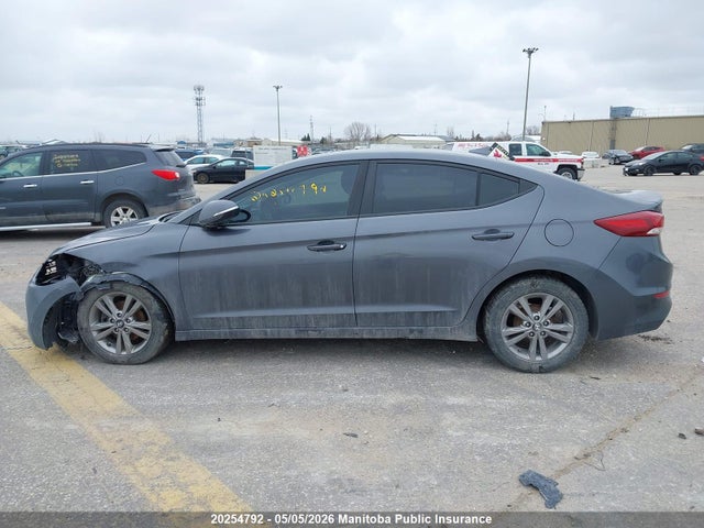 2017 Hyundai Elantra Gl მანქანა იყიდება აუქციონზე, vin: KMHD84LF2HU186397, აუქციონის ნომერი: 20254792