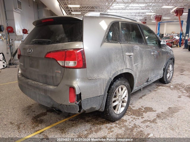 5XYKTCA61EG537370 KIA SORENTO LX
