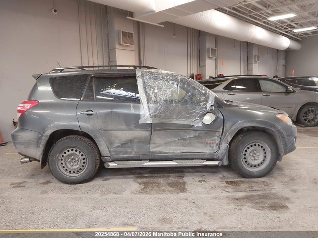 2011 Toyota Rav4 Sport V6 მანქანა იყიდება აუქციონზე, vin: JTMRK4DV0B5101883, აუქციონის ნომერი: 20254868