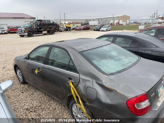20254876 :رقم المزاد ، JTDBE32K420076690 vin ، 2002 Toyota Camry Le مزاد بيع