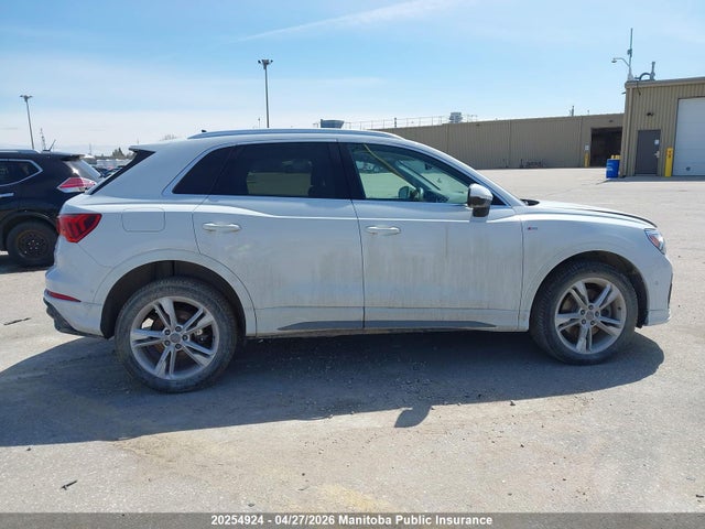 Продажа на аукционе авто 2020 Audi Q3 Technik 45 2.0 Tfsi, vin: WA1FECF38L1075455, номер лота: 20254924