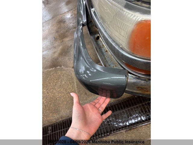 20255028 :رقم المزاد ، 1GKEK13T81J133794 vin ، 2001 Gmc Yukon Slt مزاد بيع