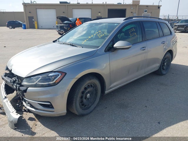 3VW117AU4JM754686 Volkswagen Golf 1.8 Tsi 4motion