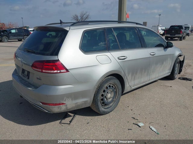 3VW117AU4JM754686 Volkswagen Golf 1.8 Tsi 4motion