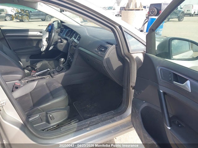 3VW117AU4JM754686 Volkswagen Golf 1.8 Tsi 4motion