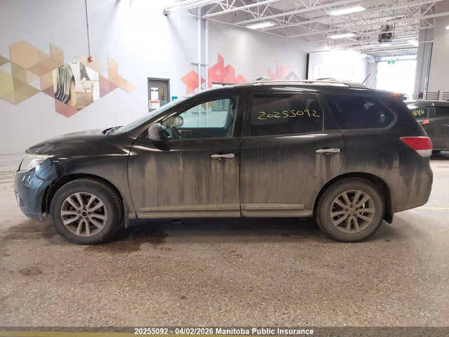 Продажа на аукционе авто 2015 Nissan Pathfinder Sl, vin: 5N1AR2MM0FC679368, номер лота: 20255092