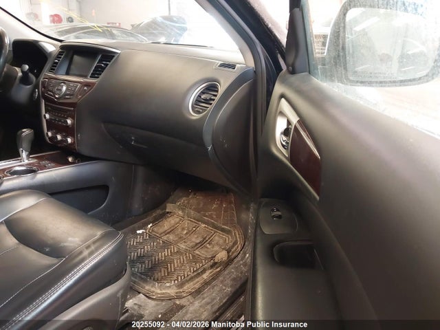 Продажа на аукционе авто 2015 Nissan Pathfinder Sl, vin: 5N1AR2MM0FC679368, номер лота: 20255092