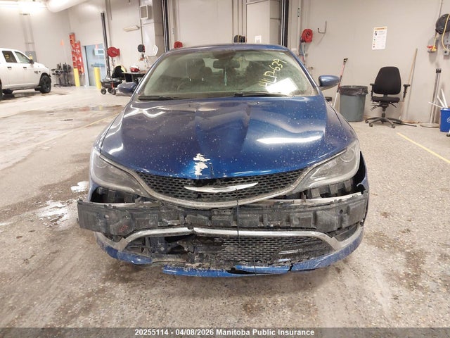 20255114 :رقم المزاد ، 1C3CCCCG0FN703676 vin ، 2015 Chrysler 200 C V6 مزاد بيع