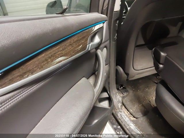 5UXKR0C5XG0U48244 BMW X5 35i