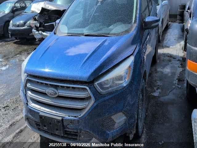 1FMCU9J95HUA86215 Ford Escape Titanium