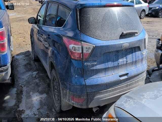 1FMCU9J95HUA86215 Ford Escape Titanium