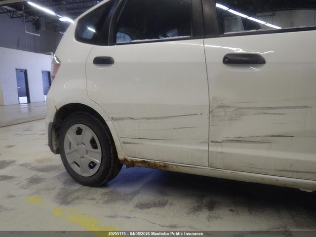 Продаж на аукціоні авто 2014 Honda Fit Dx, vin: LUCGE8H30E3002152, номер лоту: 20255175