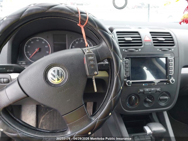 20255176 :رقم المزاد ، 3VWRF71K66M619722 vin ، 2006 Volkswagen Jetta 2.5 مزاد بيع